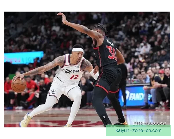 泰伦-卢承诺继续执教快船 将全力保障邓恩合同权益